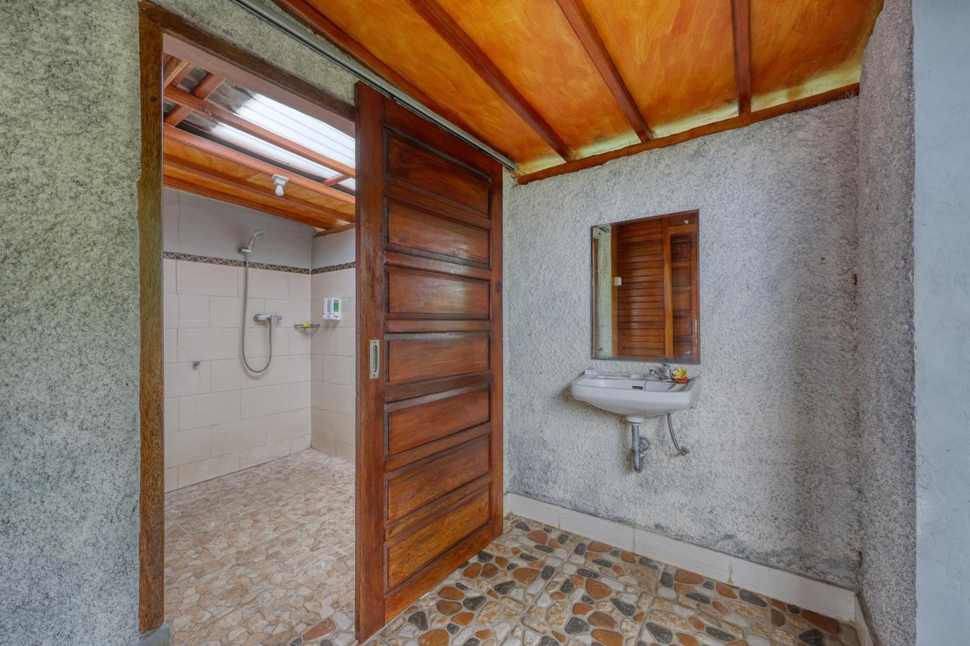 Petak Cottage Ped Экстерьер фото